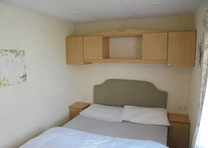 6 Berth Central Heated On Golden Sands Elite