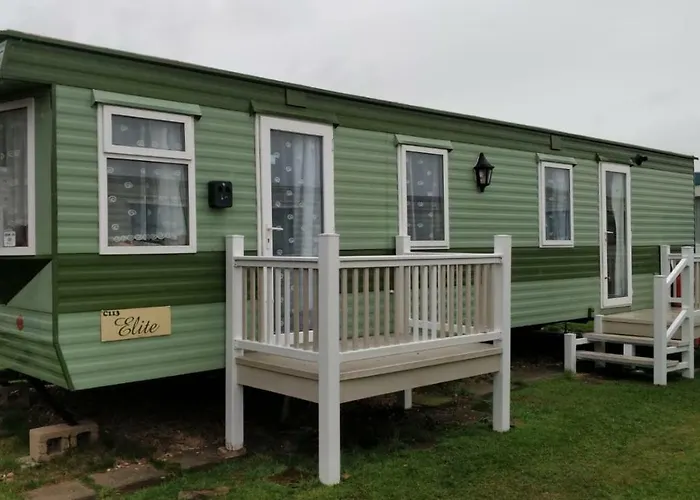 6 Berth Central Heated On Golden Sands Elite